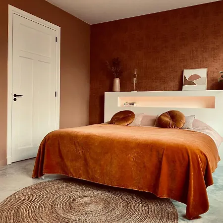 De Logeerkamer Bed and breakfast Veghel
